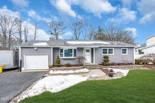 7 Pennsylvania Avenue, Jackson, NJ 08527