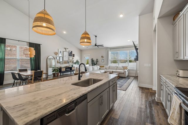 237 Griffin Ln, Gallatin, TN 37066