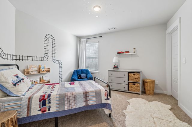 237 Griffin Ln, Gallatin, TN 37066