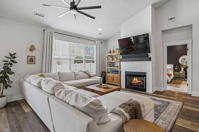 237 Griffin Ln, Gallatin, TN 37066