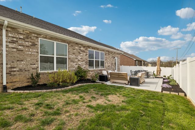 237 Griffin Ln, Gallatin, TN 37066