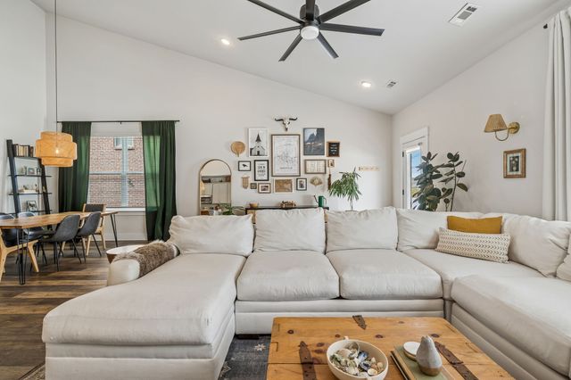 237 Griffin Ln, Gallatin, TN 37066