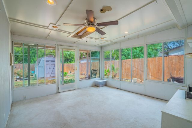 1105 Belle Street, Bedford, TX 76022
