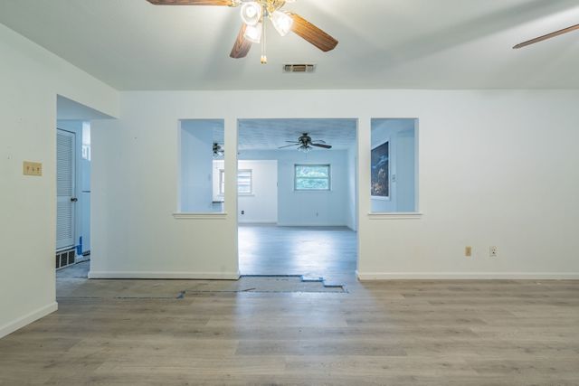1105 Belle Street, Bedford, TX 76022