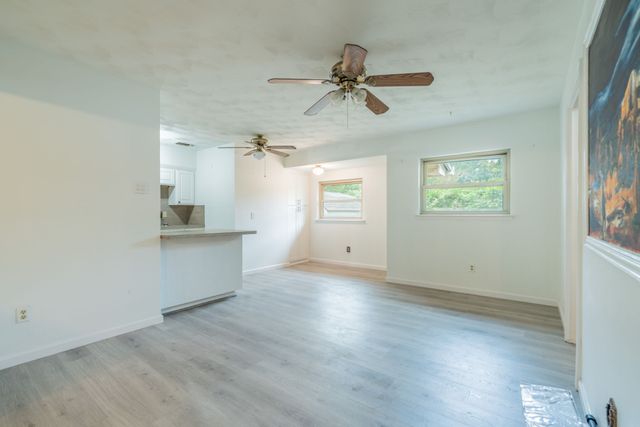 1105 Belle Street, Bedford, TX 76022