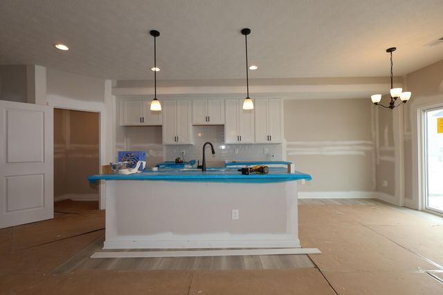 5484 Fawnsbury Court, Powell, OH 43065