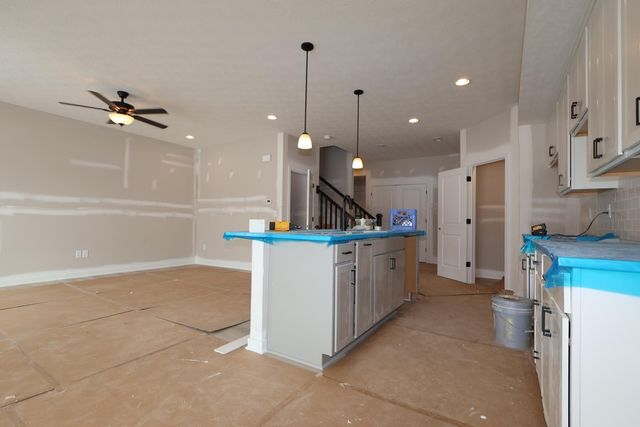 5484 Fawnsbury Court, Powell, OH 43065