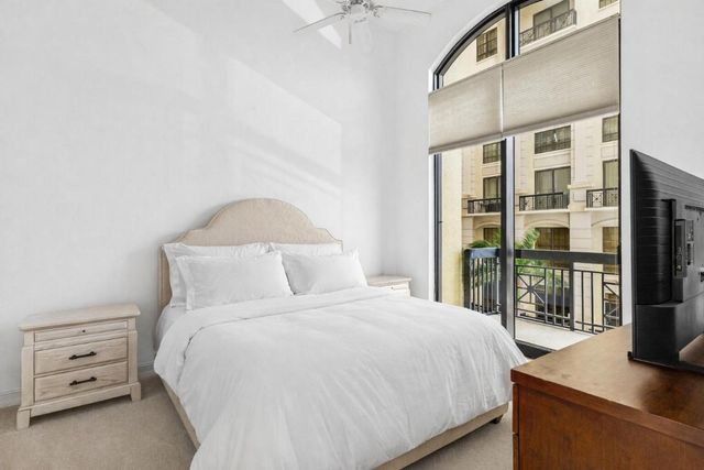 701 S Olive Avenue 305, West Palm Beach, FL 33401