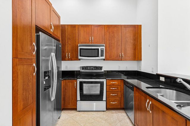 701 S Olive Avenue 305, West Palm Beach, FL 33401