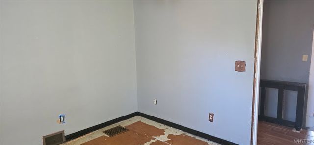 25 Empire Street, Franklinville, NY 14737