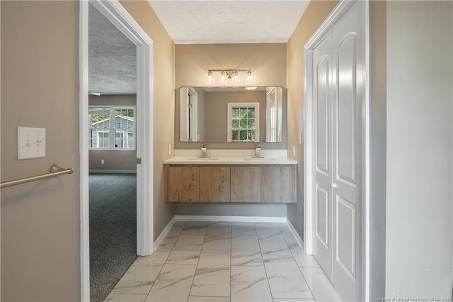 6062 Midus Street, Hope Mills, NC 28348