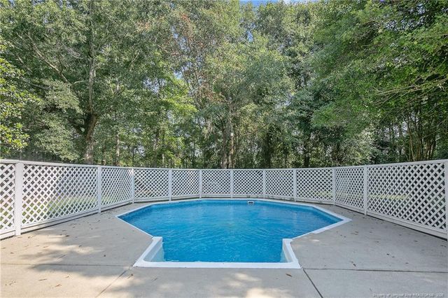 6062 Midus Street, Hope Mills, NC 28348