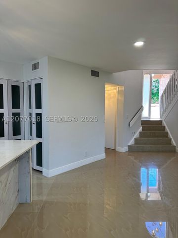 9177 W Sunrise Blvd, Plantation, FL 33322