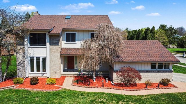 5116 Cardinal Drive, City Of Troy, MI 48098
