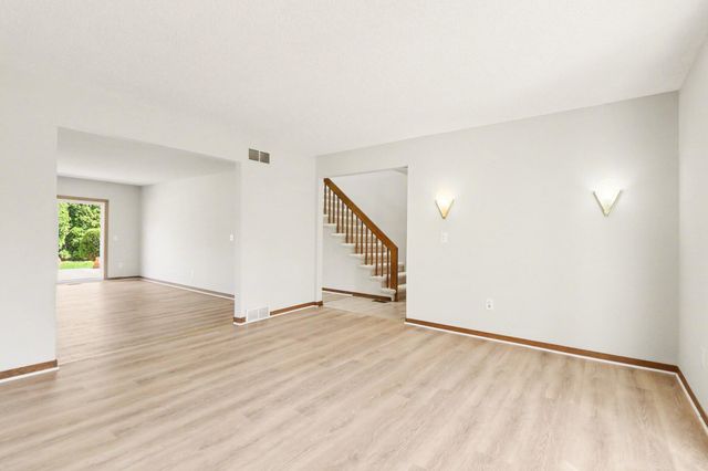 5116 Cardinal Drive, City Of Troy, MI 48098
