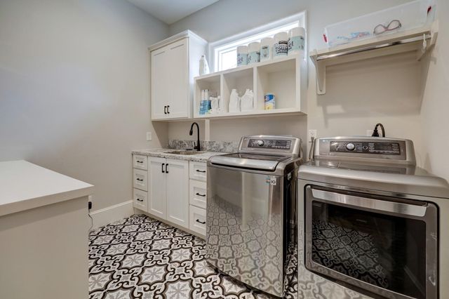 1322 Caywood Lane, Houston, TX 77055
