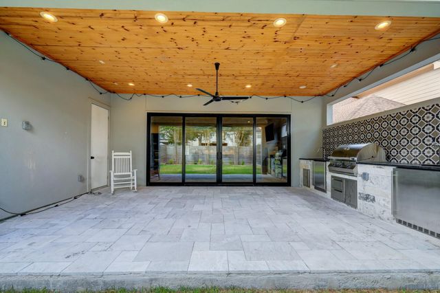 1322 Caywood Lane, Houston, TX 77055