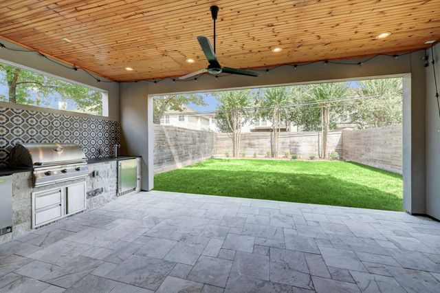 1322 Caywood Lane, Houston, TX 77055