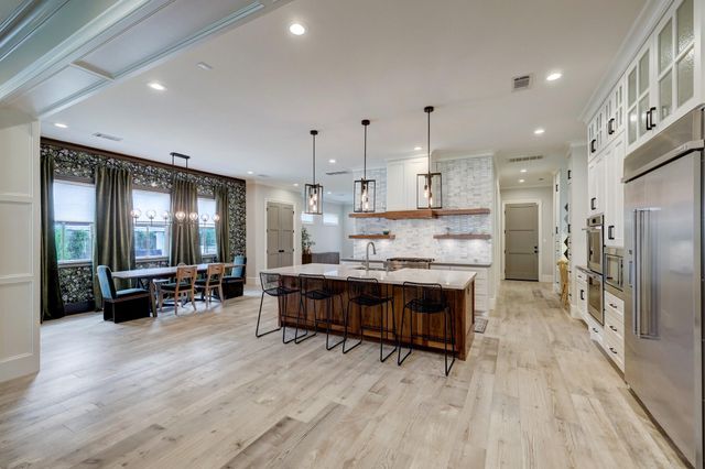 1322 Caywood Lane, Houston, TX 77055