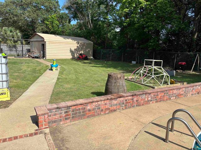 13888 C R 220, Tyler, TX 75707