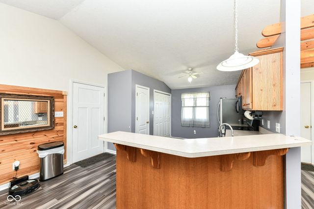 8989 W 1400 N, Elwood, IN 46036