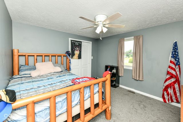 8989 W 1400 N, Elwood, IN 46036