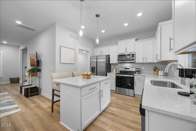 1917 Essex Road B, Durham, NC 27704