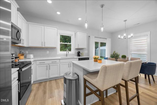 1917 Essex Road B, Durham, NC 27704
