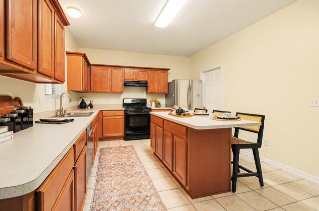 2119 Cattail Circle, Rochester Hills, MI 48309