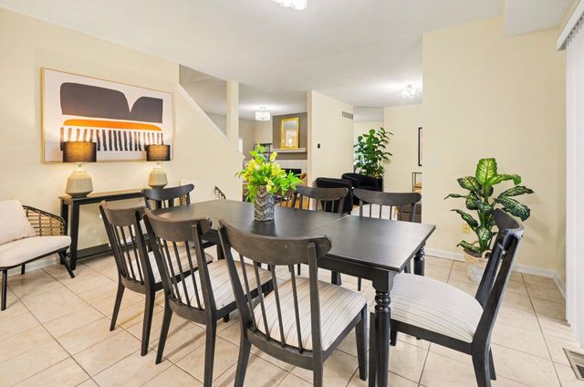 2119 Cattail Circle, Rochester Hills, MI 48309