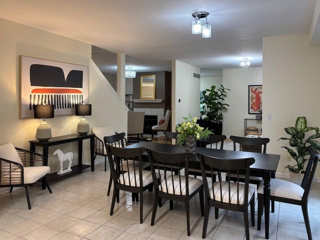 2119 Cattail Circle, Rochester Hills, MI 48309