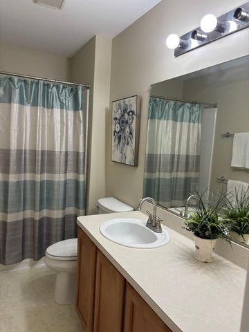 2119 Cattail Circle, Rochester Hills, MI 48309