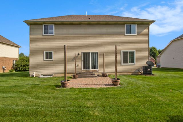 2119 Cattail Circle, Rochester Hills, MI 48309