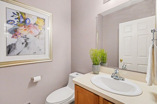 2119 Cattail Circle, Rochester Hills, MI 48309