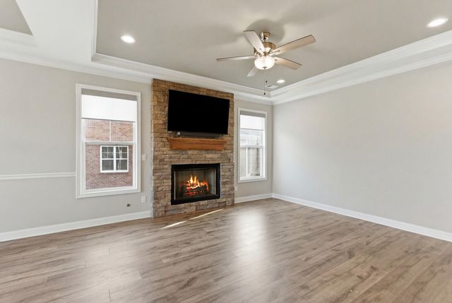 257 Ikebana Drive, Georgetown, KY 40324