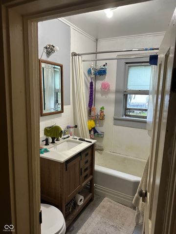 2016 Jefferson Street, Anderson, IN 46016