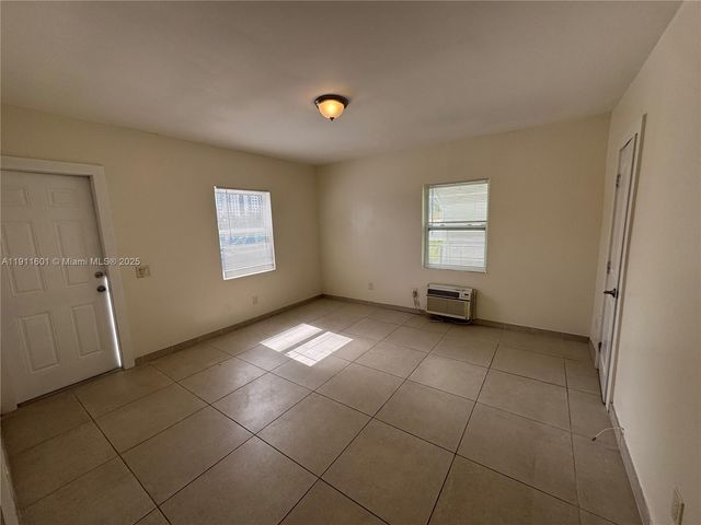 1711 Fillmore St 506, Hollywood, FL 33020