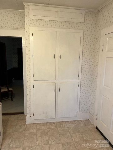 526 W Houstonville Road W 2, Hamptonville, NC 27020