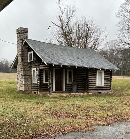 526 W Houstonville Road W 2, Hamptonville, NC 27020