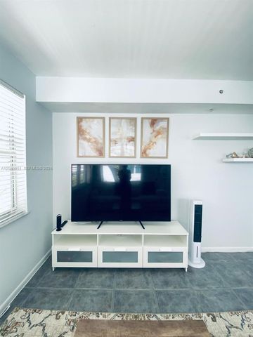 1550 Drexel Ave 202, Miami Beach, FL 33139