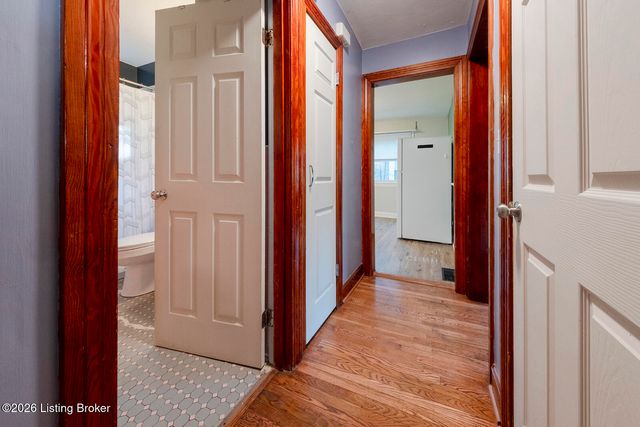 4819 Cliff Ave, Louisville, KY 40215