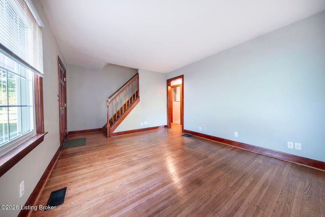 4819 Cliff Ave, Louisville, KY 40215