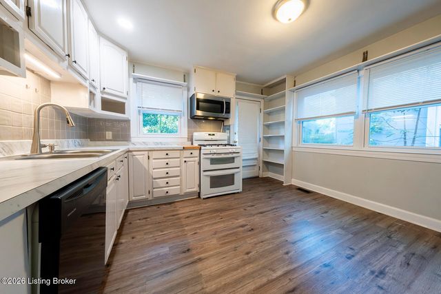 4819 Cliff Ave, Louisville, KY 40215