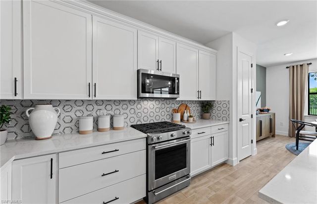 10137 Seaside WAY, Bonita Springs, FL 34135