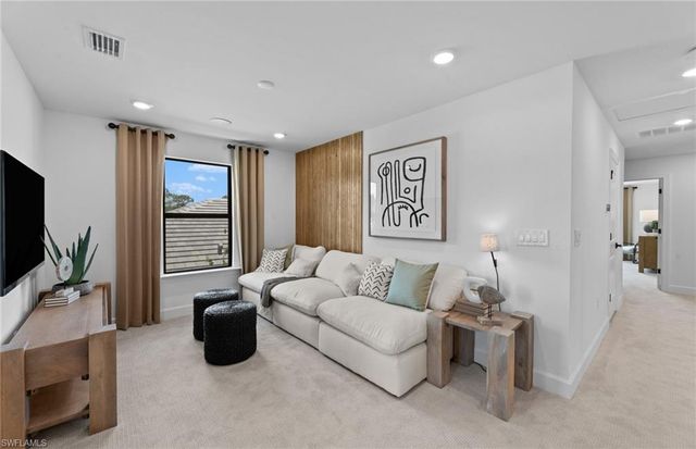 10137 Seaside WAY, Bonita Springs, FL 34135