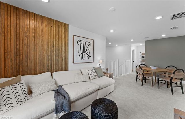 10137 Seaside WAY, Bonita Springs, FL 34135