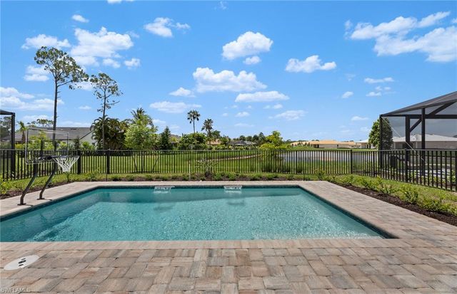 10137 Seaside WAY, Bonita Springs, FL 34135