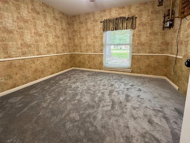 127 Begonia Street, Lake Jackson, TX 77566