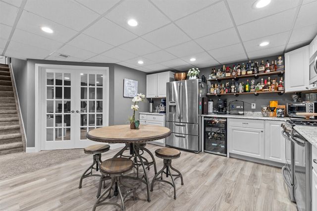 1715 Steeplechase Road, Canton, MI 48188