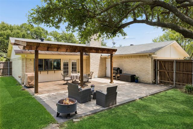 9235 Rolling Rock Lane, Dallas, TX 75238